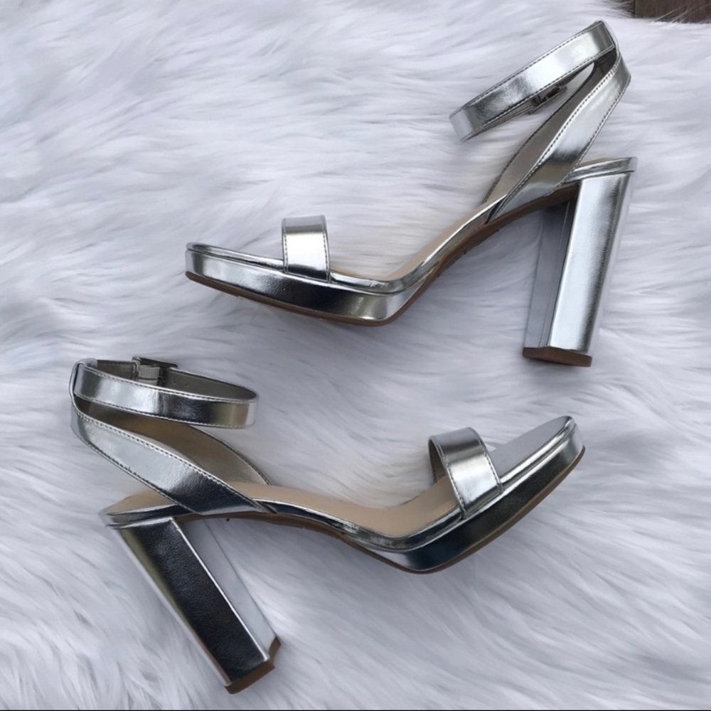 BRAND NEW * Sam Edelman Silver Strappy Heels